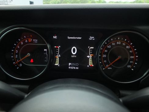 Used 2021 Jeep Wrangler Unlimited Sport w/ Sun And Sound Package AWD/4WD image 19