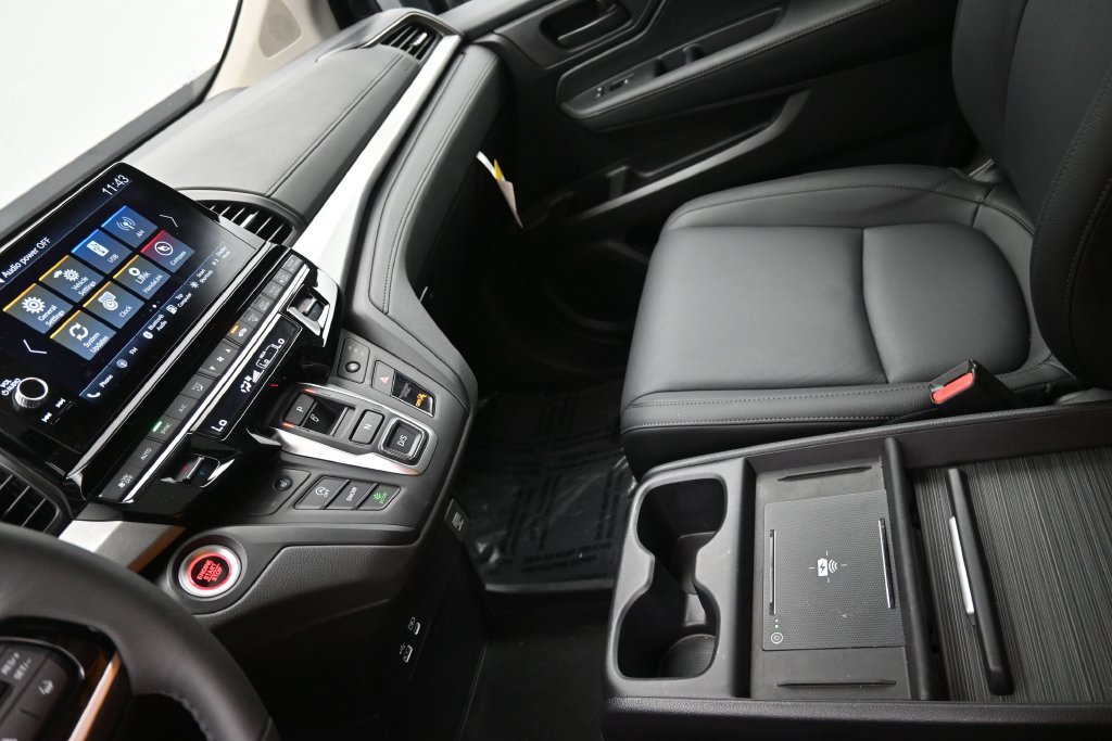 Used 2026 Honda Odyssey EX-L image 15