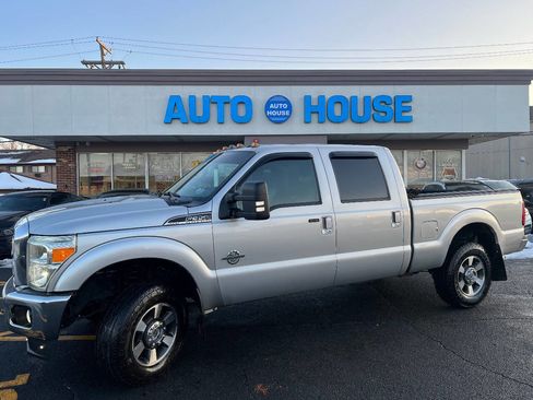 Used 2014 Ford F350 Lariat w/ Lariat Interior Package image 7