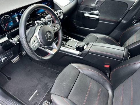 Certified 2022 Mercedes-Benz GLA 250 4MATIC image 10