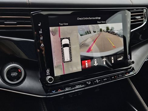 New 2026 Jeep Grand Wagoneer L Summit AWD/4WD image 21