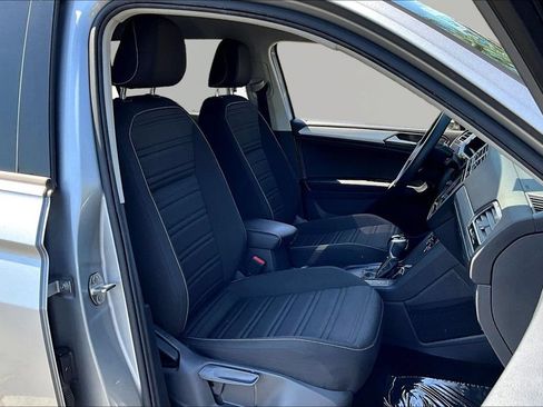 Used 2022 Volkswagen Tiguan S FWD image 29
