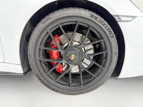 Certified 2019 Porsche 911 Targa 4 GTS AWD/4WD image 45