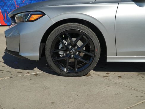 Used 2026 Honda Civic FWD Hybrid Sedan image 17