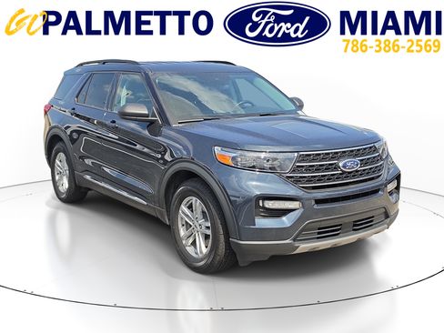 Used 2023 Ford Explorer XLT w/ Equipment Group 202A RWD image 1