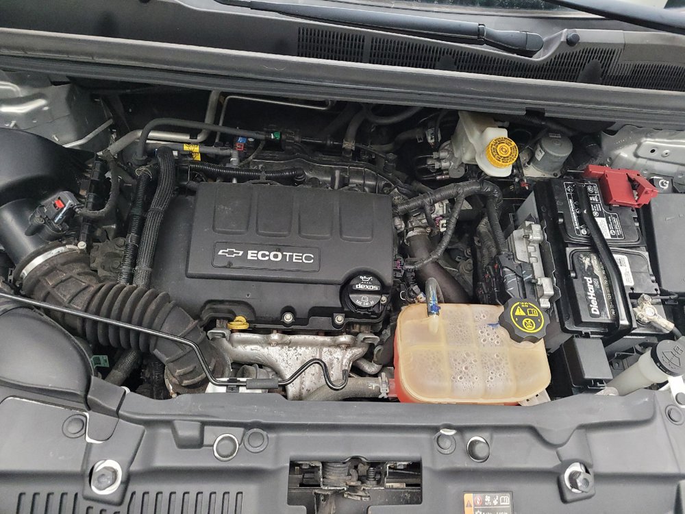 Used 2020 Chevrolet Trax LS FWD image 30
