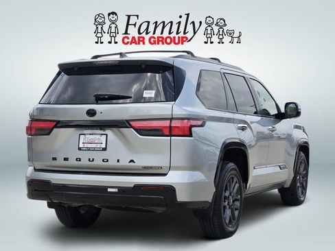 Used 2026 Toyota Sequoia Platinum AWD/4WD image 4