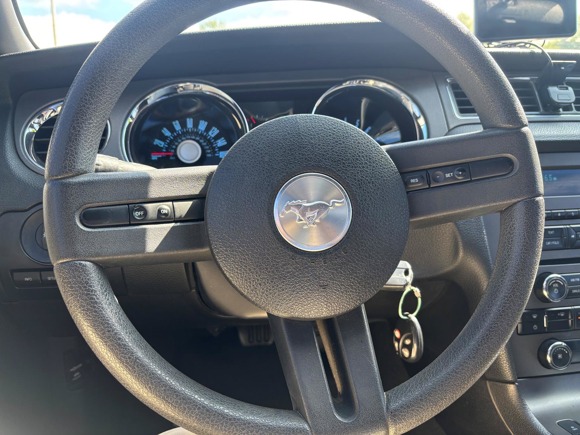 Used 2012 Ford Mustang Coupe RWD image 10