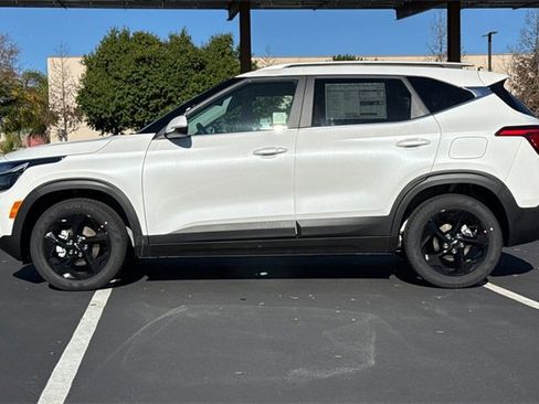 New 2026 Kia Seltos EX image 10