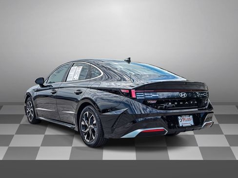 Used 2024 Hyundai Sonata SEL FWD image 4