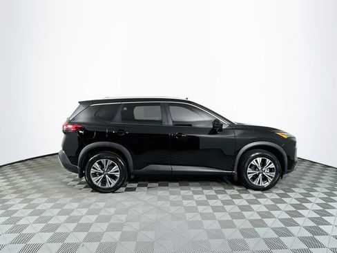 Used 2022 Nissan Rogue SV w/ SV Premium Package FWD image 9