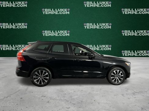 Used 2025 Volvo XC60 B5 Plus image 5