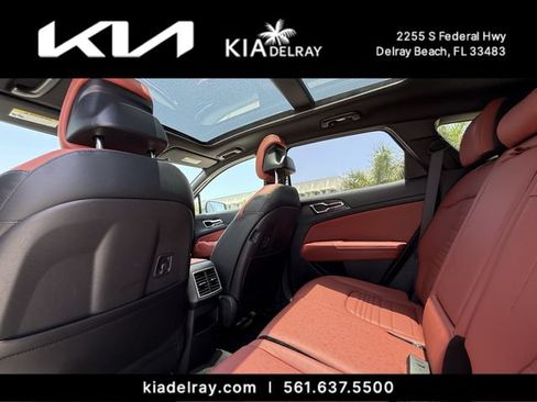 Used 2026 Kia Sportage SX AWD/4WD image 16