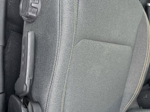 Used 2025 Jeep Wrangler Unlimited Sport image 7