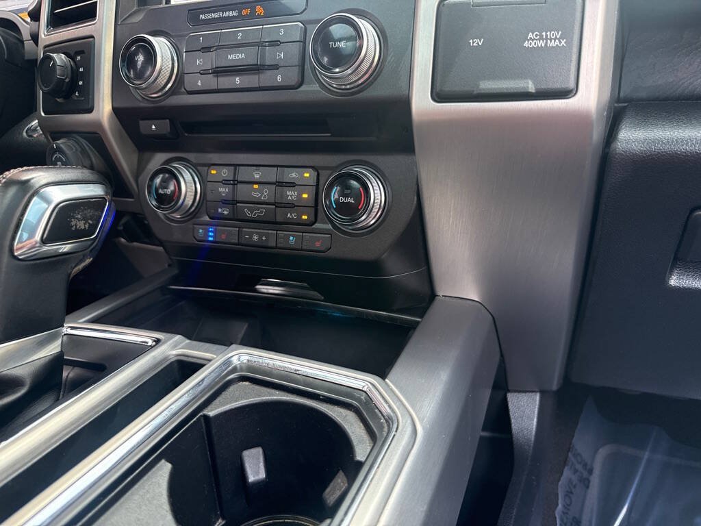 Used 2018 Ford F150 Platinum w/ Equipment Group 701A Luxury AWD/4WD image 20