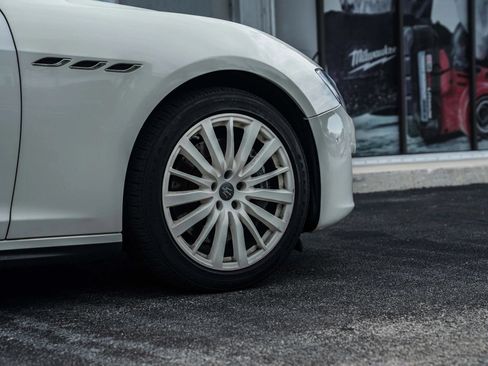 Used 2020 Maserati Ghibli S Q4 AWD/4WD image 3