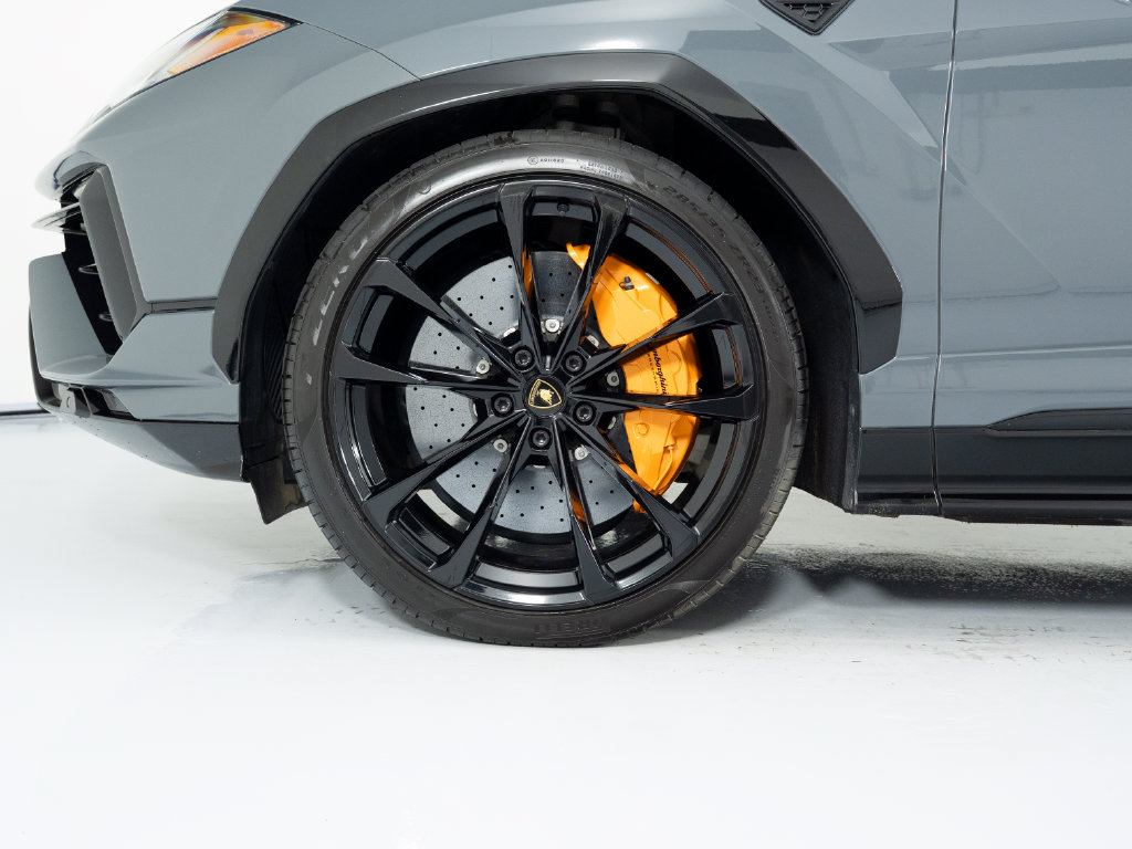 Used 2024 Lamborghini Urus S AWD/4WD image 9