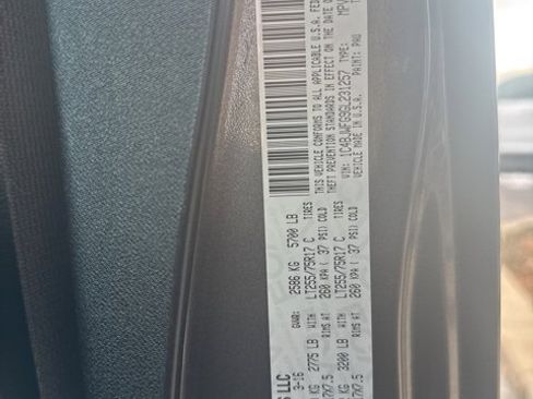 Used 2016 Jeep Wrangler Unlimited Rubicon image 11