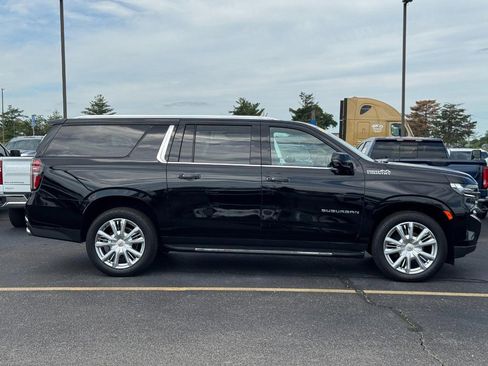 Certified 2021 Chevrolet Suburban High Country AWD/4WD image 1
