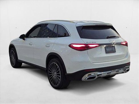 New 2025 Mercedes-Benz GLC 300 image 8