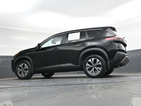 Used 2023 Nissan Rogue SV w/ SV Premium B Package FWD image 42