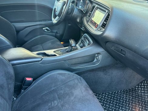 Used 2019 Dodge Challenger R/T Scat Pack w/ Shaker Package image 15