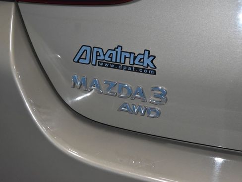 Used 2024 MAZDA MAZDA3 s image 28