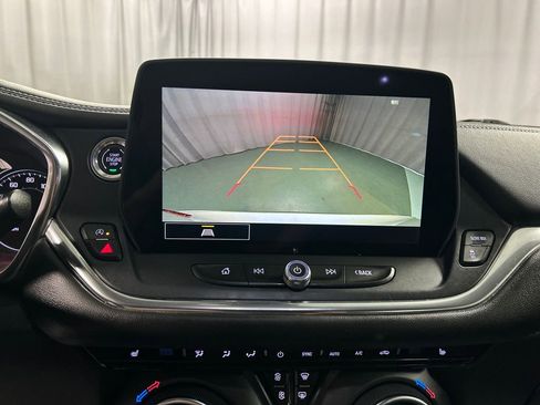Used 2023 Chevrolet Blazer LT w/ Convenience Package FWD image 18