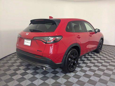 Used 2023 Honda HR-V Sport image 6