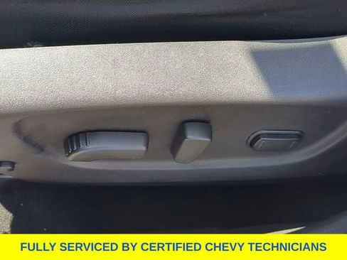 Used 2018 Nissan Rogue SV AWD/4WD image 28