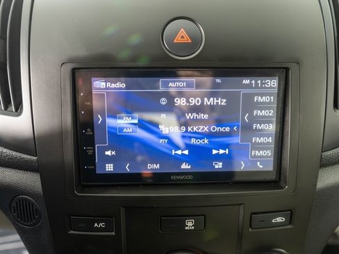 Used 2010 Kia Forte EX image 18