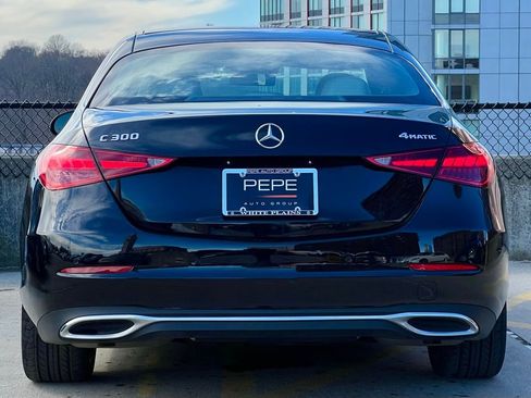 Used 2023 Mercedes-Benz C 300 4MATIC Sedan image 6
