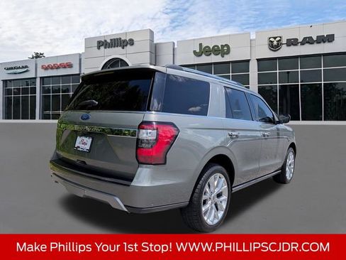 Used 2019 Ford Expedition Limited w/ Equipment Group 302A RWD image 3