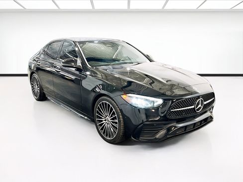 Used 2024 Mercedes-Benz C 300 Sedan image 3