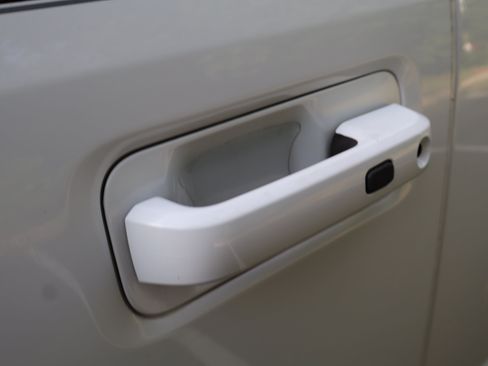 Used 2019 Ford F150 Lariat AWD/4WD image 21
