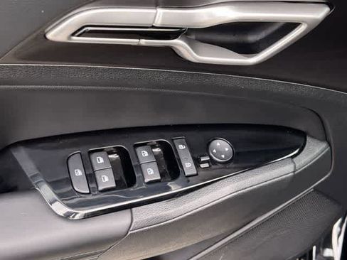 Used 2025 Kia Sportage EX w/ Premium Package image 30