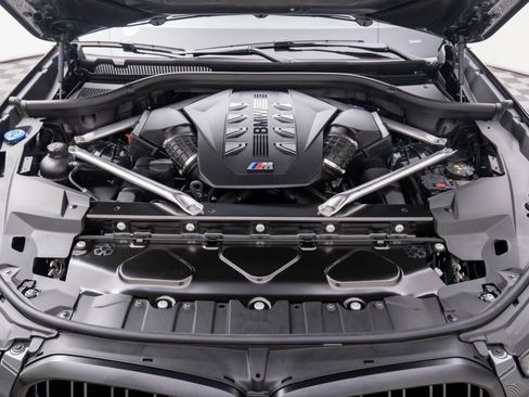 New 2026 BMW X6 M60i w/ Executive Package image 29
