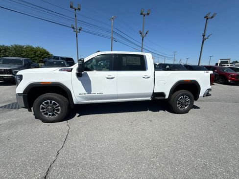 New 2026 GMC Sierra 2500 SLE w/ SLE Value Package; AWD/4WD image 4