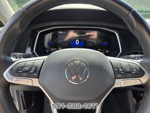 Used 2024 Volkswagen Jetta SE w/ Panoramic Sunroof Package FWD image 25