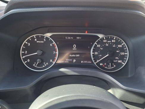 Used 2023 Nissan Rogue SV FWD image 12