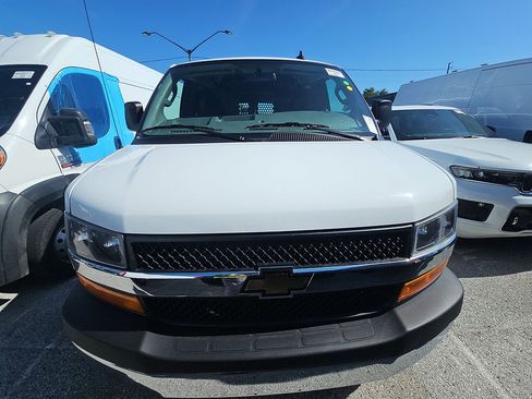 Certified 2025 Chevrolet Express 2500 w/ Driver Convenience Package RWD image 2