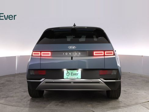 Used 2024 Hyundai Ioniq 5 SEL RWD image 15