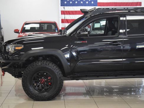 Used 2019 Toyota Tacoma TRD Pro w/ Desert Air Intake Package image 29