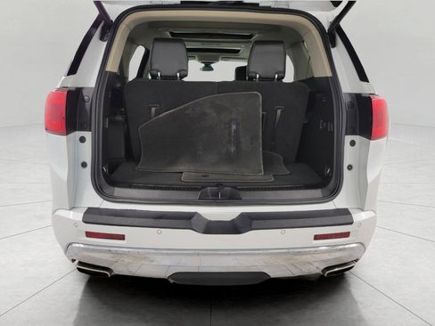 Used 2019 GMC Acadia Denali image 15