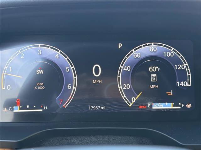 Used 2024 Jeep Grand Cherokee Summit AWD/4WD image 17