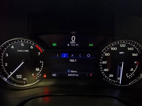 Used 2022 Cadillac XT5 Luxury FWD image 29