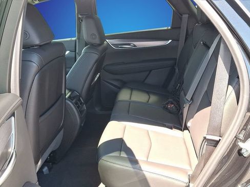 New 2026 Cadillac XT5 Luxury AWD/4WD image 5