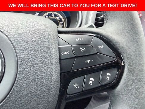 Used 2023 Jeep Cherokee Altitude Lux image 14