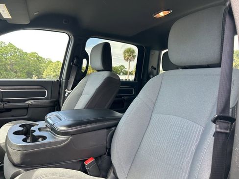 Used 2024 RAM 3500 Big Horn image 14