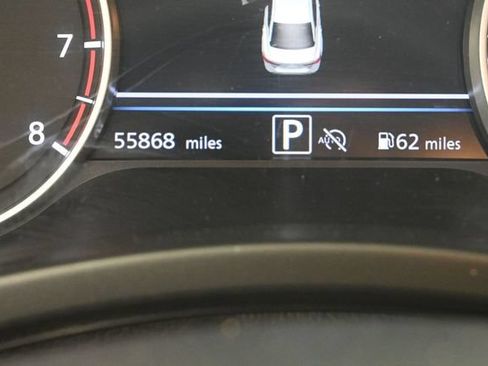 Used 2024 Nissan Sentra SV FWD image 31